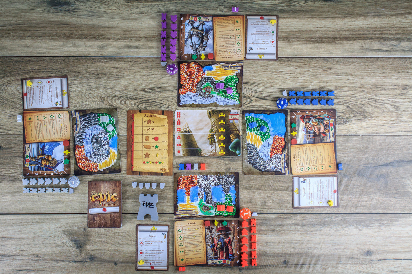 Tiny Epic Kingdoms Deluxe