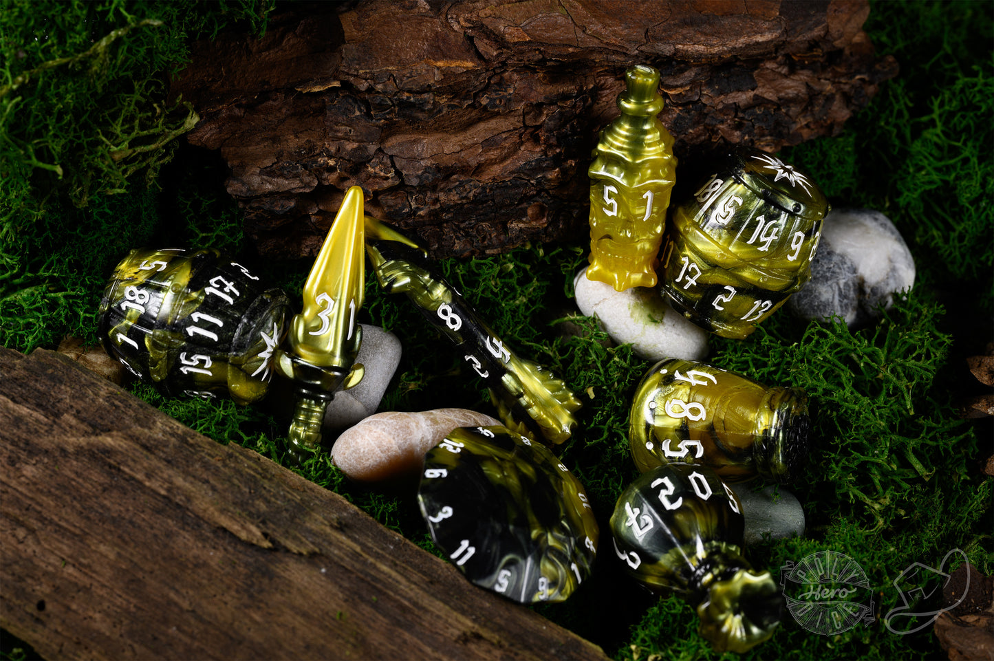 PolyHero Rogue 8 Dice Set - Slick Serpent