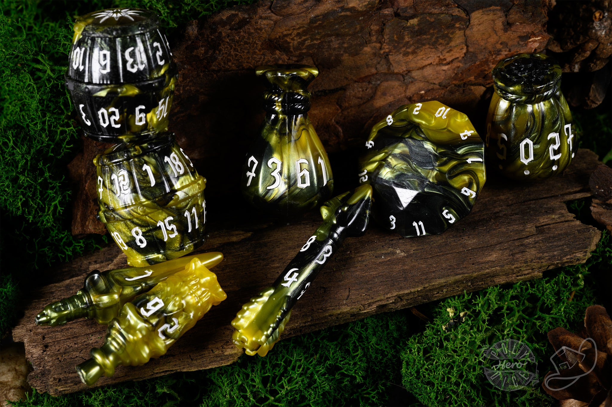 PolyHero Rogue 8 Dice Set - Slick Serpent