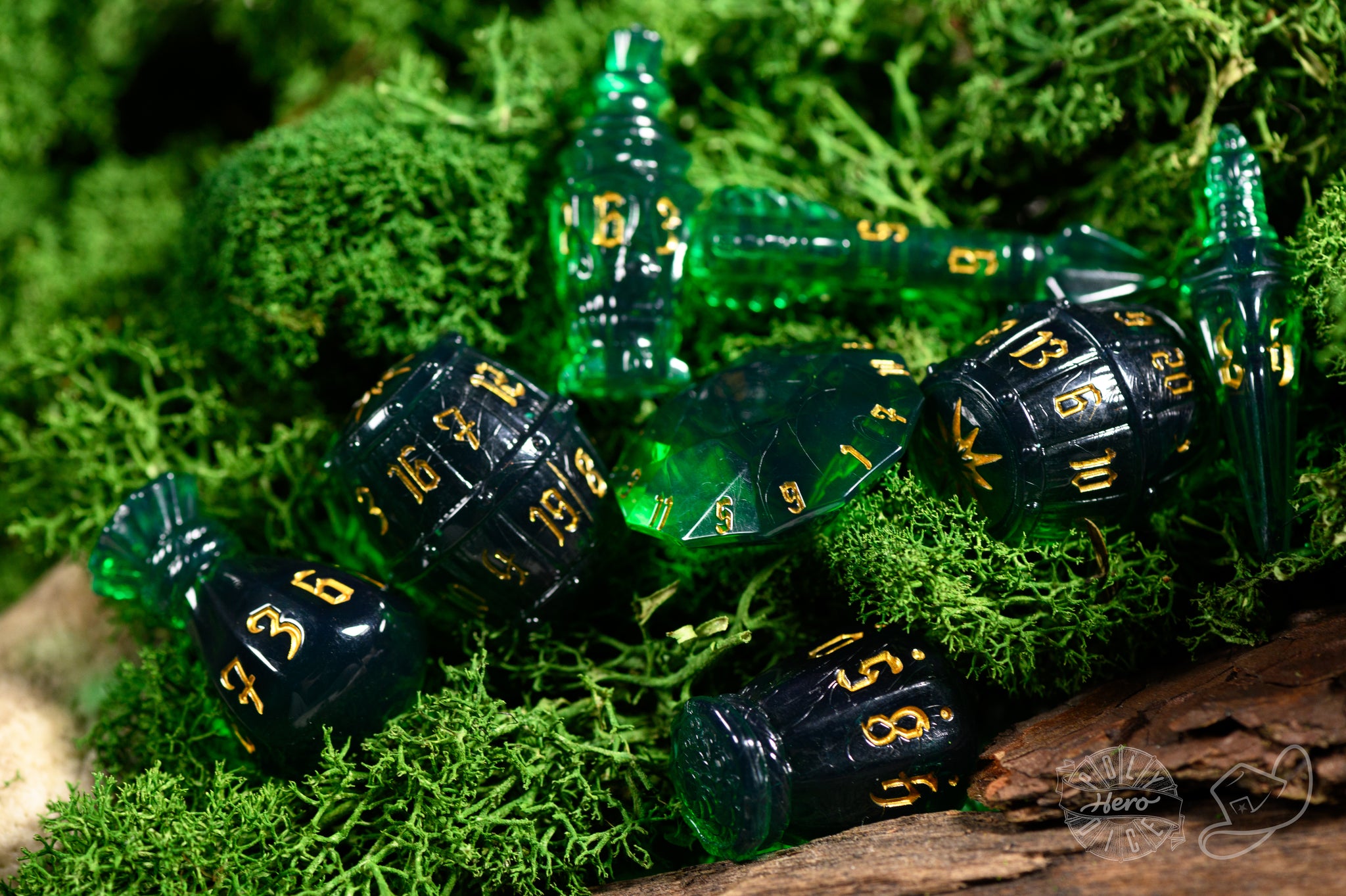 PolyHero Rogue 8 Dice Set - Emerald Emissary